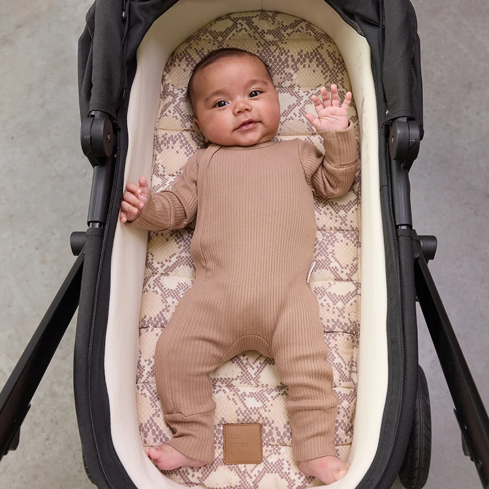 Almond Snake Universal Linen Bassinet Liner - Image 4