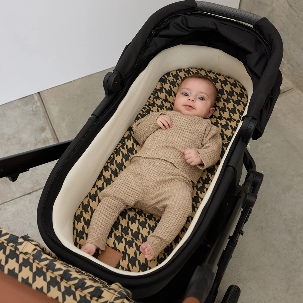 Black Houndstooth Universal Linen Bassinet Liner - Image 6