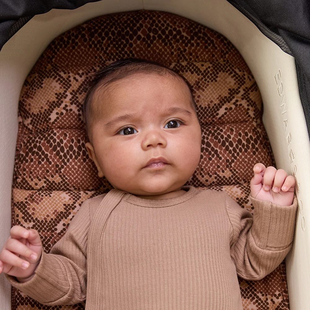 Cocoa Snake Universal Linen Bassinet Liner - Image 6