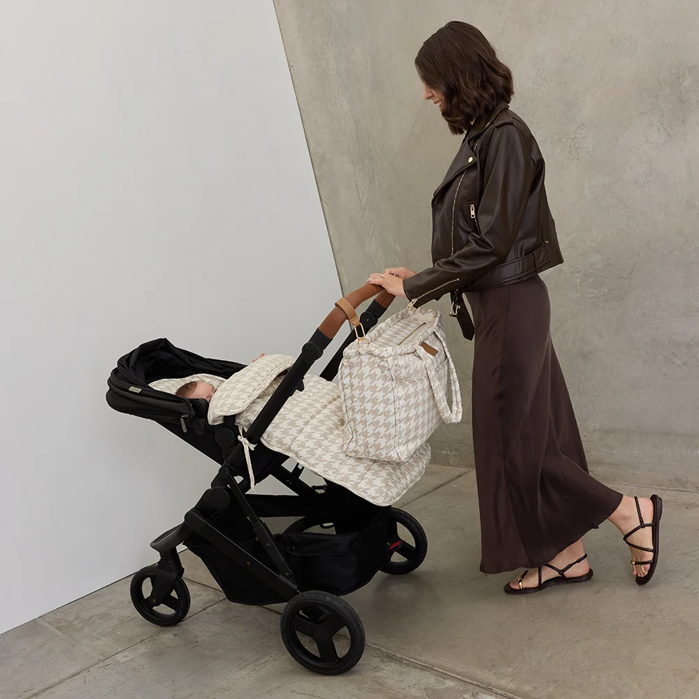 Houndstooth Muse Baby Bag - Image 3