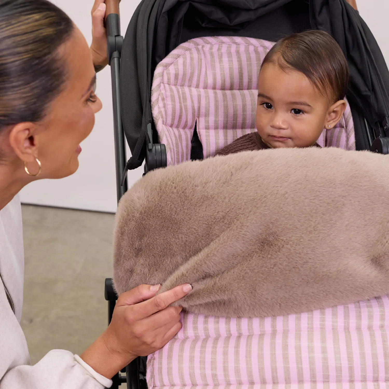 Mink Faux Fur Winter Pram Cosy Insert - Image 3